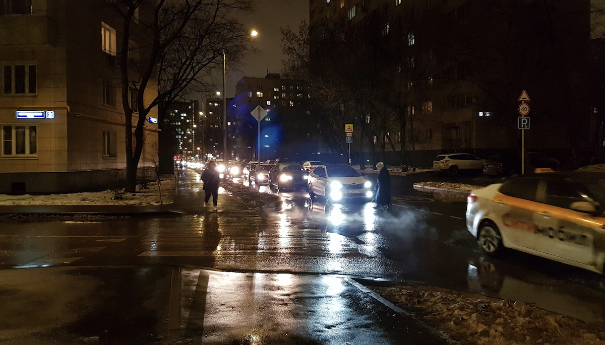 Московские водители сообщают о пробках после нововведений в организации дорожного движения