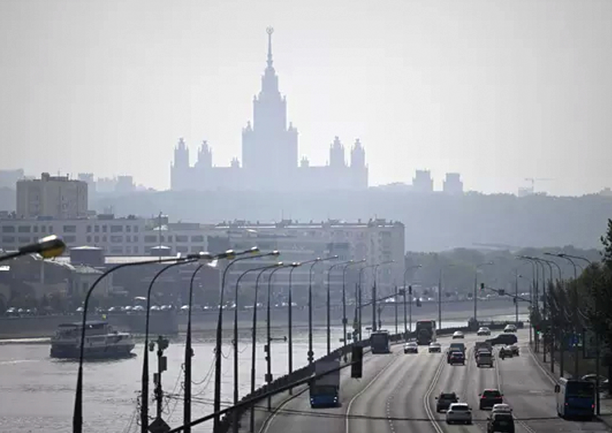 Московские коммунальщики сообщают о командировках в места тушения пожаров